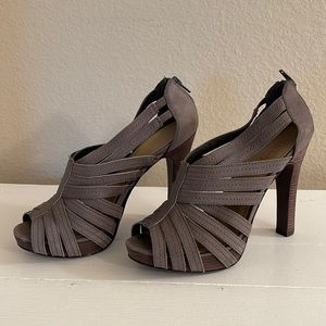 Strappy Grey Suede Pumps